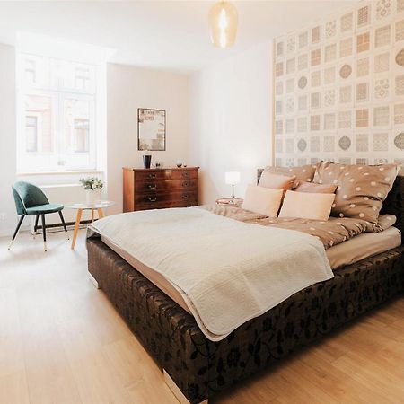 Delux Apartament Oldtown Kochanowskiego 30 Красков Екстериор снимка