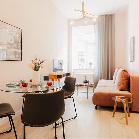 Delux Apartament Oldtown Kochanowskiego 30 Красков Екстериор снимка
